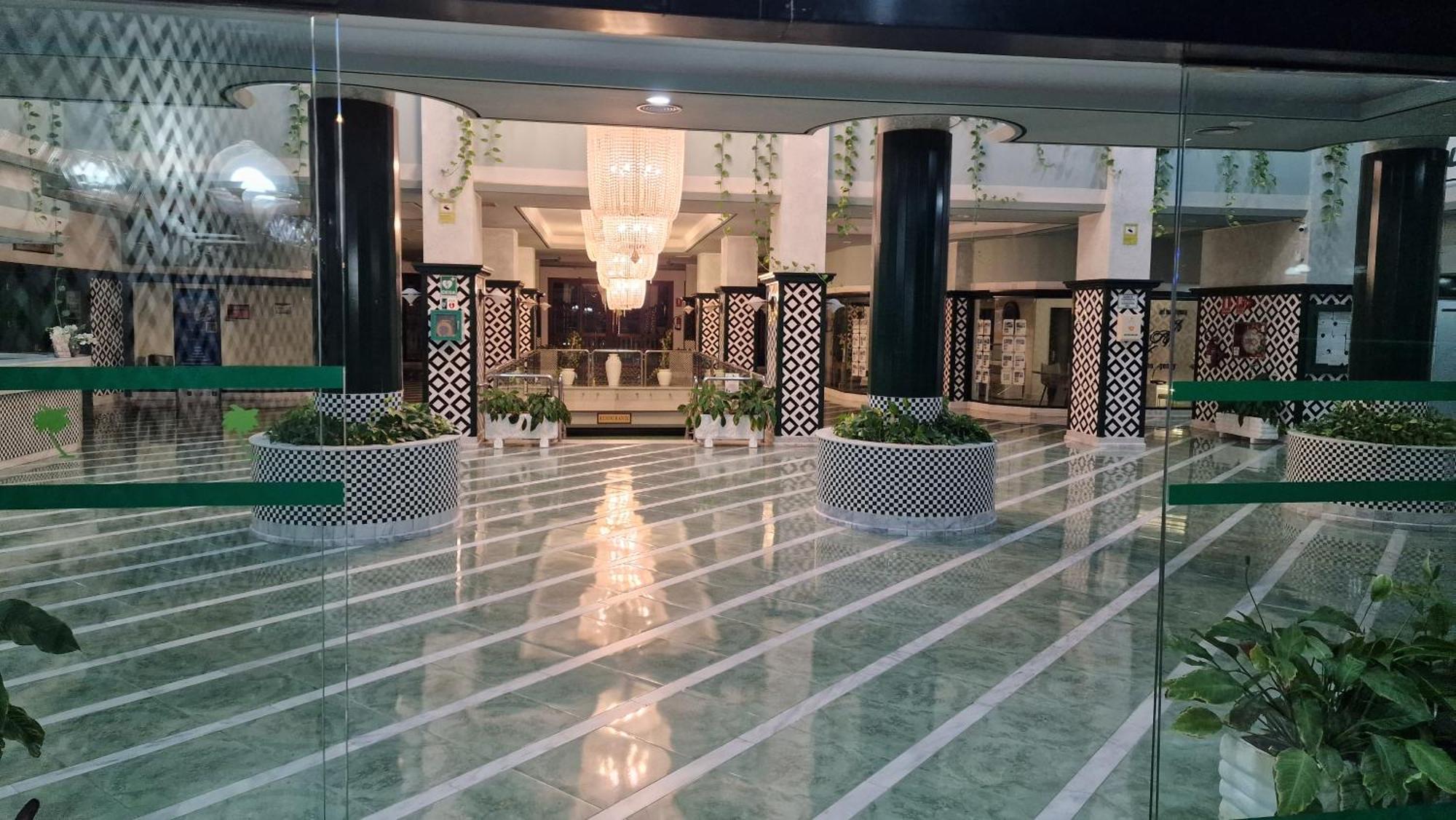 Family Paradise Premium Playa Paraiso  Exterior photo